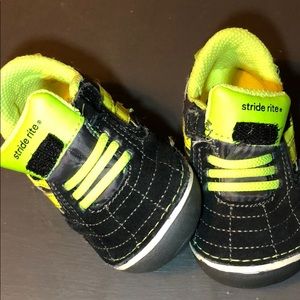Toddler boy Stride Rite shoes